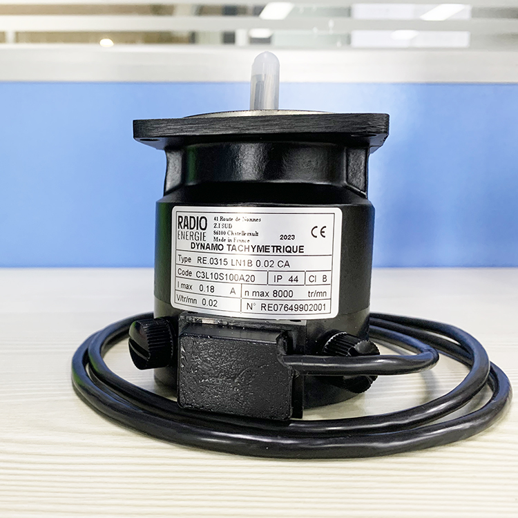 測(cè)速發(fā)電機(jī)